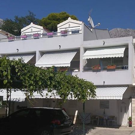 Apartmani Nima Tučepi Exteriör bild