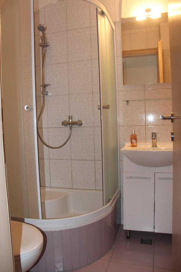 Apartmani Nima Tučepi Exteriör bild